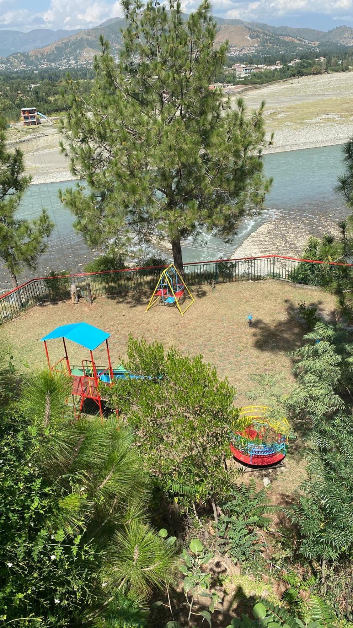 Rock City Resort Mingora Luaran gambar
