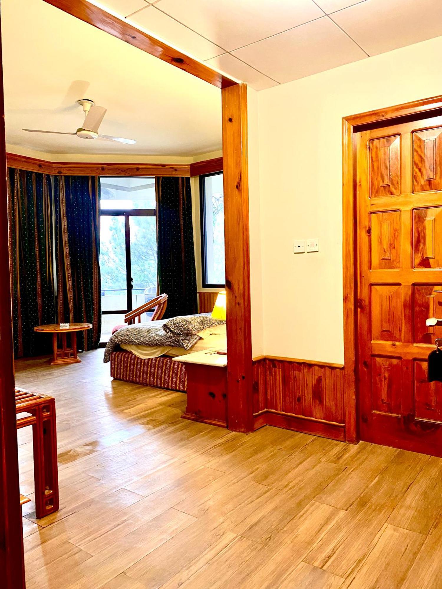 Rock City Resort Mingora Luaran gambar