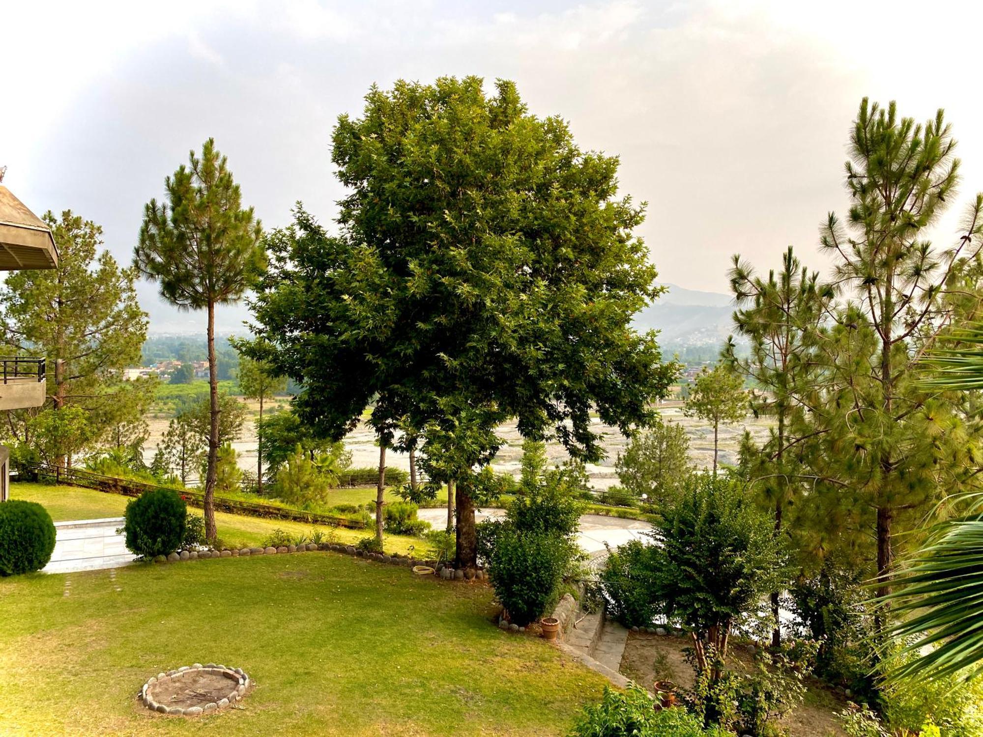 Rock City Resort Mingora Luaran gambar