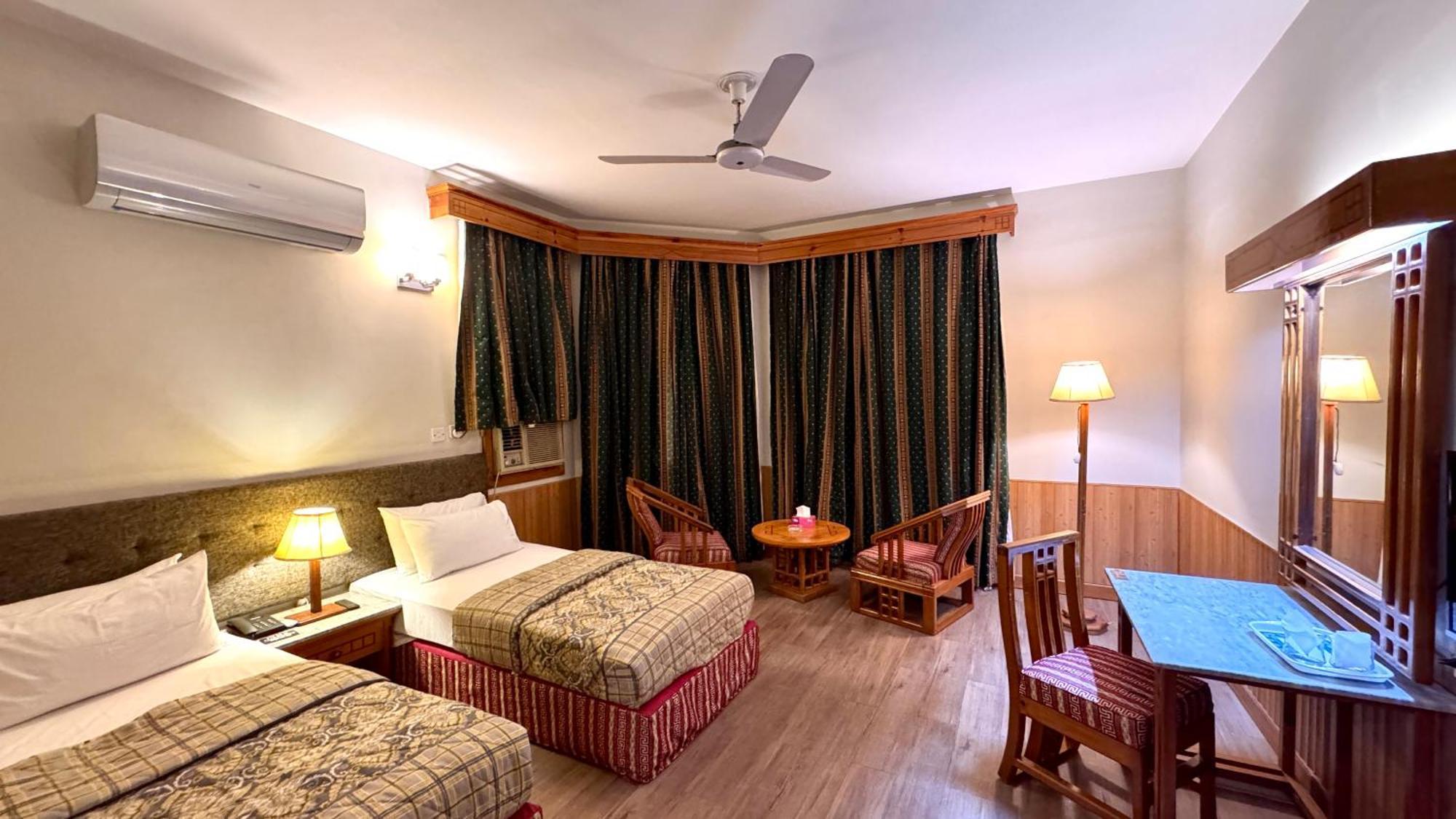 Rock City Resort Mingora Luaran gambar